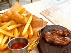 -城堡俄式西餐厅(中央大街索道店)