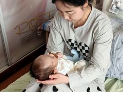 -爱月宝月嫂·育儿嫂