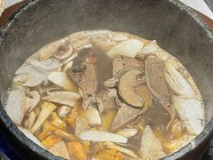 -芸山季·云南山珍菌火锅(人民广场来福士店)