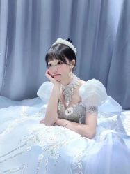 -NaNa婚纱礼服馆
