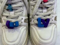 -莱靓奢侈品洗护改衣店(新世界百货崇文店)