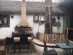 -脚下咖啡·CHILL酒馆(灵光东巷店)