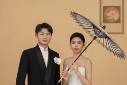 点击看大图 -雪中彩影婚纱摄影·微光艺术中心