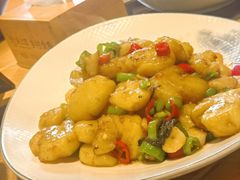 -头上红煨盐鸡·非遗院子餐厅