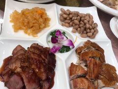 风味四喜烧味拼-广州酒家(文昌总店)