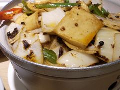 -吕氏疙瘩汤·海鲜新鲁菜(凯德mall新都心店)