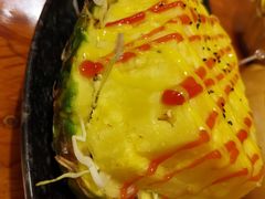 菠萝沙拉-小木屋米酒店总店