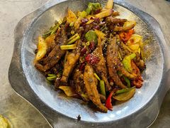 -休记光头香辣蟹干锅店(衣冠庙店)