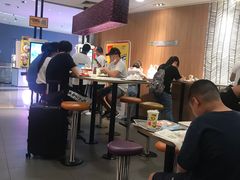 大堂-麦当劳(世纪汇广场店)