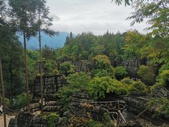 -梭布垭石林景区
