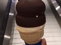 巧克力甜筒-DQ·蛋糕·冰淇淋(奥林匹克广场店)