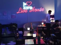 -INLOVE Live House
