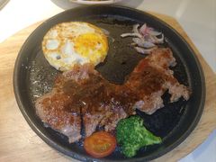 -享遇.锅姥姥牛排海鲜自助(小寨店)