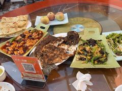 -北京龙庆四季香农家饭庄·灶台鱼·碳烤虹鳟鱼(龙庆峡店)