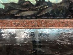 -渔人湾码头海鲜市场负二楼