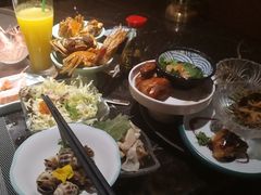 -半岛翡丽海鲜自助餐厅(观风亭店)