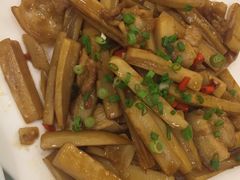 -江南大酒店·地道正宗有锅气的江西菜(中华北大街店)