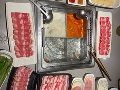 -海底捞火锅(新松江路生日主题店)
