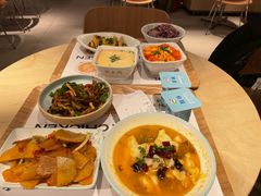 -老乡鸡(上海白玉兰广场店)