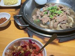 -大众跷脚牛肉馆·非遗传承单位(峨眉山店)