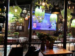 -临界音乐酒馆·小龙虾·江湖菜(华熙LIVE·鱼洞店)
