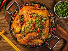 -苹果树下艺术餐厅(宋庄店)