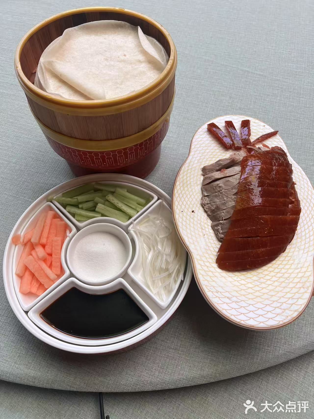 距离家非常近，正好五一聚餐选择这里真是太好了！