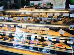 -Cha Café and Bistro