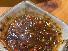 -野山舂·贵州现舂酸汤火锅(鸿通城店)