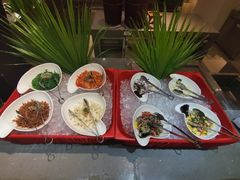 -海口绿发希尔顿酒店-田园汇自助餐·三文鱼·海鲜