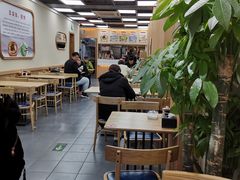 大堂-筋饼豆腐脑一绝