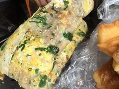-正宗杂粮煎饼香软鸡蛋饼