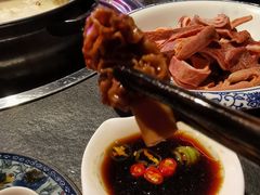 -大匠工房古船木艺术餐厅·猪肚鸡专门店(长白仙岛店)