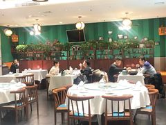 -江城小馆陕南妈妈菜·全球旅行餐厅(钟楼店)
