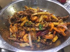 -嘎嘎鸭下巴·爆辣干锅(明教寺店)