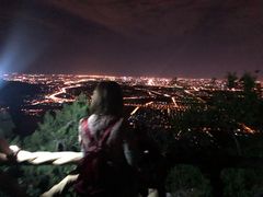 -鬼笑石后山停车场