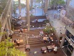 -ROAST coffee & eatery
