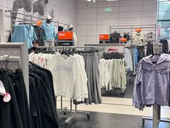 -NIKE上海青浦优选体验店