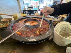 -黄潇洒老火锅(九眼桥宏济巷店)