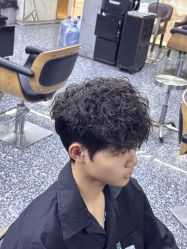 -藤野造型专业烫染接发