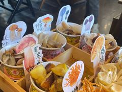 -菌自由丨野生菌火锅特色庭院餐厅(丽江古城店)