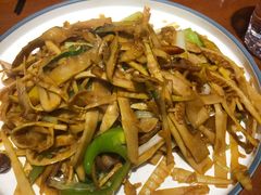 -辣不二地道川菜(汉水路店)