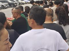 -胖东来生活广场(健康路店)
