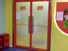 -LILY英语思维馆(玉泉路店)