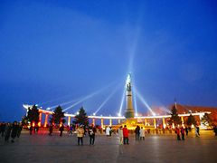 -人民防洪胜利纪念塔