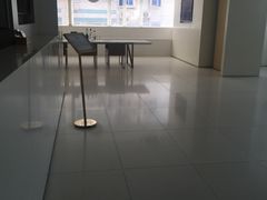 -卡罗酒店(东门晒布地铁站店)