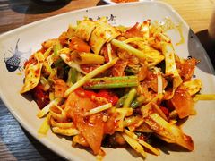 火爆黄喉-肖四女乐山跷脚牛肉(世博源店)
