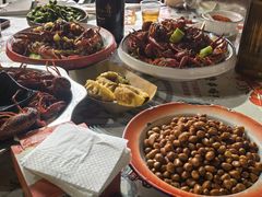 -老街烧烤大排档·地道湖北菜·龙虾馆(汉口火车站店)