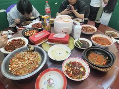 -堂瓦里·33年传统赣菜(第一街区店)