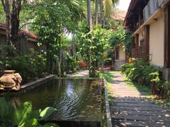 -Lam Vien Restaurant